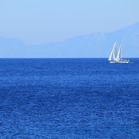 Mando Beachfront Stafylos Luaran gambar