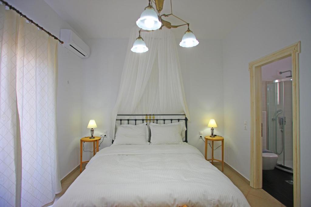 Mando Beachfront Stafylos Bilik gambar